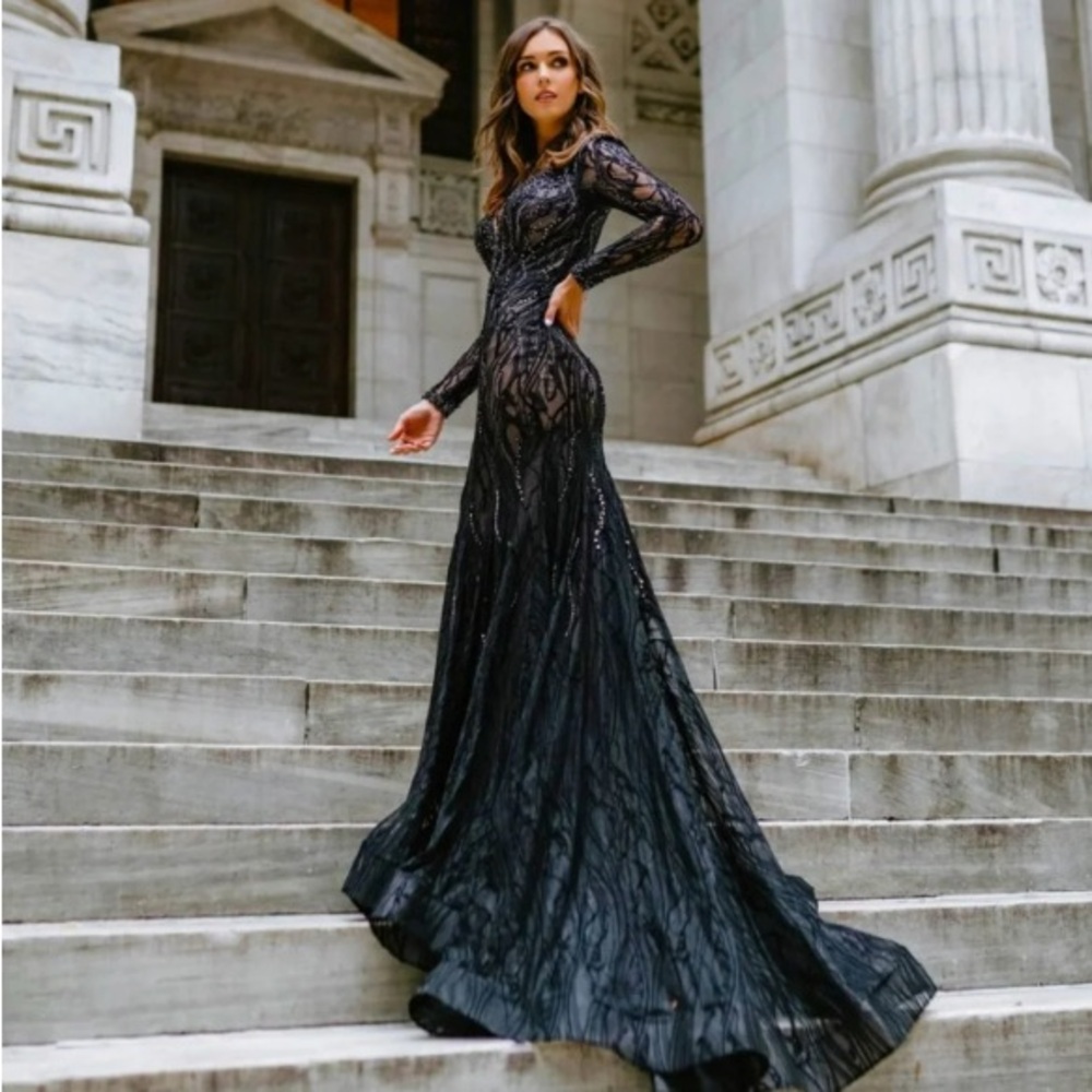 Mac Duggal Beaded Illusion LongSleeves Plunge Neck Gown - Picture 1 of 10